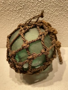 ANTIQUE genuine NAUTICAL HAND BLOWN GREEN GLASS FISHING FLOAT BUOY - Picture 1 of 3