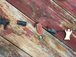 Primitive Folk Art Style Wood & Wire Halloween Garland 36" Cat Pumpkin Ghost - Picture 1 of 7