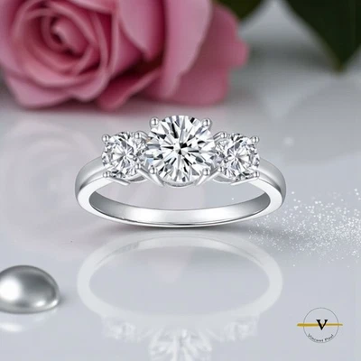 ANELLO TRILOGY DONNA MISURA 19 VERO ARGENTO 925 CON TRE ZIRCONI COLORE DIAMANTE - Immagine 1 di 4