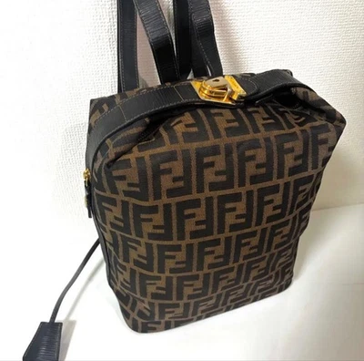 Mochila Fendi Zucca Nylon Cuero Vintage Llave Incluida Hecha en Italia Foto 1 de 4