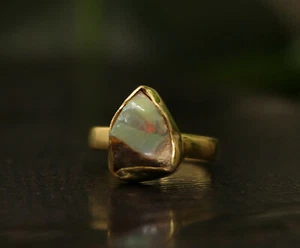 Argento sterling 925, placcato oro 14k, pietra grezza opale etiope naturale, anello S-N - Foto 1 di 3