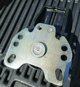 4273668M2 RH Rechtsdrehpunkt von Agco Teile - Bild 1 von 12