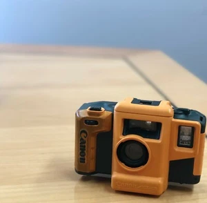 Canon Aqua Snappy AS-6 Underwater 35mm Camera Auto focus, fully auto program EE - Picture 1 of 7