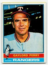 1976 Topps #55 Gaylord Perry - Texas Rangers  - ID061