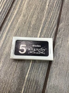 Vintage Wilkinson Sword The Blade 5 Razor Blades Chromium Edge England NOS - Picture 1 of 3