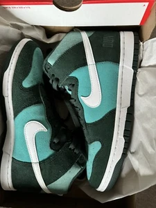 Nike High Top Dunks In Green UK Size 6 - Picture 1 of 8