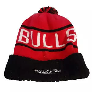 Mitchell Ness Chicago Bulls Gorro NBA Rojo Logo Pom Sombrero Invierno Cálido - Imagen 1 de 3