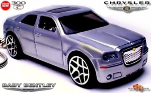 🎁🎄🎅🚦🆕 RARE KEYCHAIN SILVER CHRYSLER 300C HEMI CUSTOM Ltd Ed.💕NICE GIFT💕🎁 - Picture 1 of 16