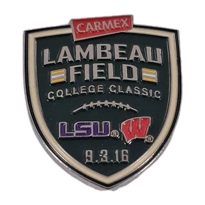 Lambeau Field College Classic Wisconsin Badgers LSU Tigers Football Anstecknadel - Bild 1 von 3