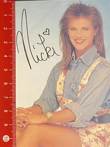 Aufkleber/Sticker:  Nicki Autogramm Bild      (O5-9-4-1$) - Bild 1 von 1