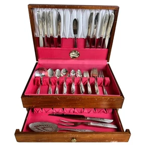 56 Piezas Wm A Rogers Oneida Cubiertos Plateados Jennifer Ada con Estuche - Imagen 1 de 15