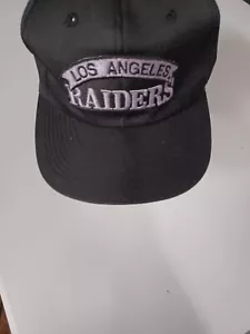 Vintage Los Angeles Raiders Black hat SnapBack young an spell out script silver - Picture 1 of 10