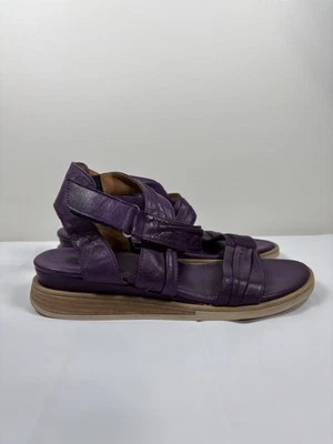 Mix Mooz Womens Corneilius Sandals Leather Purple Wedge Shoe Sz 41 Comfort - Image 1 of 4