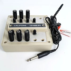 Califone 1218AV-PY 8 posiciones mono jackbox 1/4"" y 6x enchufes de 3,5 mm - Imagen 1 de 3