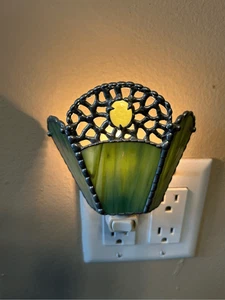 Stained glass nightlight green three panels with Gem (8780) - Picture 1 of 6