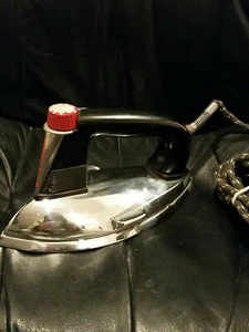 Antique General Mills Electric Iron No GM1BB.  - Picture 1 of 12