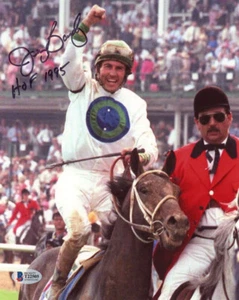 JERRY BAILEY SIGNED AUTOGRAPHED 8x10 PHOTO + HOF 1995 HORSE RACING BECKETT BAS - Picture 1 of 2