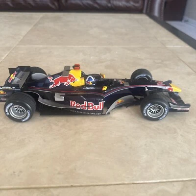 MINICHAMPS F1 1/43 Red Bull Racing Rb1 Coulthard 2005 - Image 1 of 4