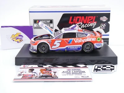 Lionel Racing WX52423VALKLR # Chevy NASCAR 2024 Kyle Larson - Valvoline Win 1:24 - Bild 1 von 4