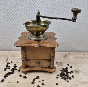 Antique Coffee Grinder Mill Moulin a Cafe Molinillo Kaffeemuehle - Picture 1 of 8