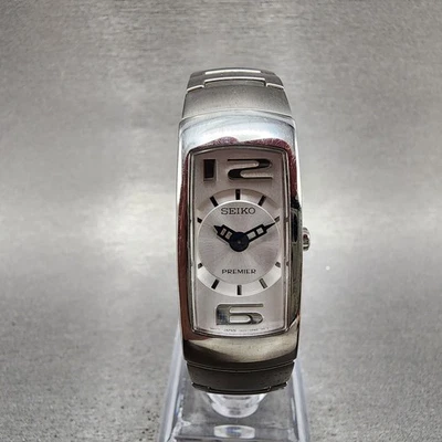 Женские часы Seiko Premier Tank 18 мм серебристый циферблат серебристые 1n00-0cl0 NewBattery - Изображение 1 из 4