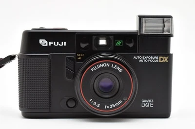 【EXC+5】 Pellicola Fuji AUTO-8 Quartz Date QD 35mm Compact Film Camera Japan... - Immagine 1 di 4