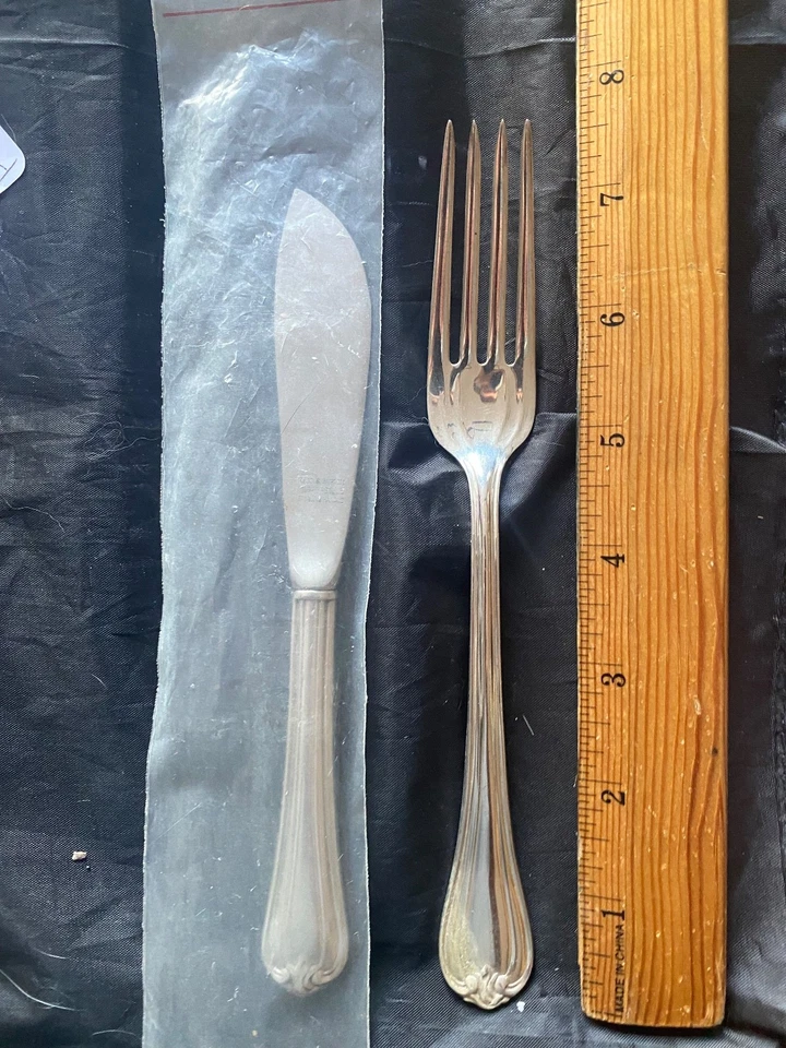 Reed & Barton WOODWIND СТЕРЛИНГОВАЯ ВИЛКА И МАСТЕР МАСЛО НОВЫЙ ОБА 1 СТАВКА - Изображение 1 из 1