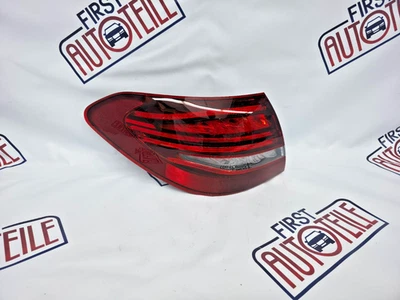 Original Mercedes W205 C-Klasse T-Modell Rückleuchte außen links A2059062805 - Bild 1 von 4
