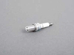 NEW OEM GENUINE SPARK PLUG BMW 12120037608 - Picture 1 of 1