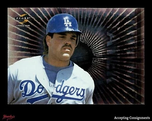 1997 Score Titanic Taters #2 Mike Piazza DODGERS - Picture 1 of 2