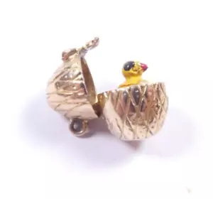Vintage Pollito en Huevo Dije Se abre al Pollito Esmaltado Oro Amarillo 9 quilates - Imagen 1 de 6