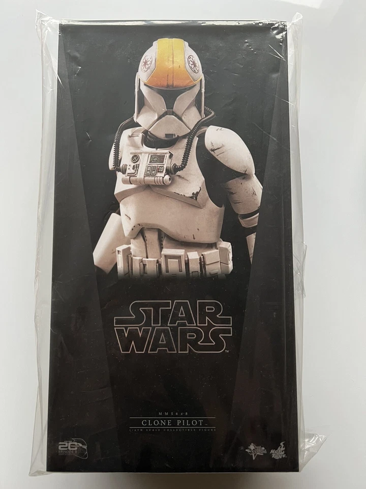 Hot Toys Star Wars Clone Trooper Pilot 1:6 figure MMS648 Attack Of The Clones - Image 1 of 1