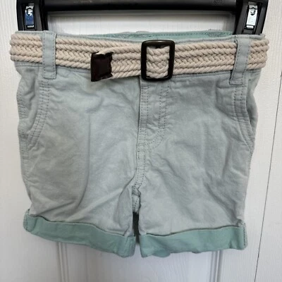 Boys shorts size 18 months Foto 1 de 4