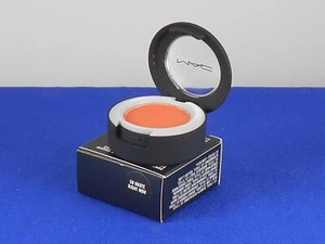 MAC Powder Kiss Soft Matte Eye Shadow SO HAUTE RIGHT NOW Blood Orange Eye Shadow - Picture 1 of 1