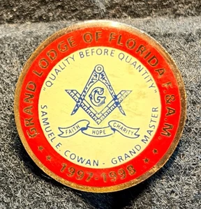 GRAND LODGE OF FLORIDA F & A.M. SAMUEL E COWAN GRAND MASTER 1997-1998 PIN BADGE - Bild 1 von 3
