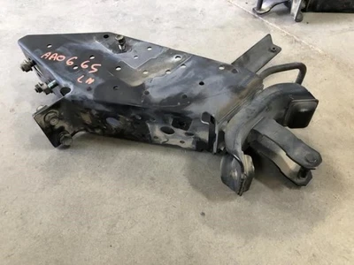 Isuzu NQR 2011 usado cabina izquierda soporte marco Foto 1 de 4