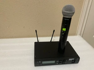 Shure ULXs4 M1 & ULX2-M1 SM58 Wireless Microphone System,  662-698 MHz-M1 - Picture 1 of 9