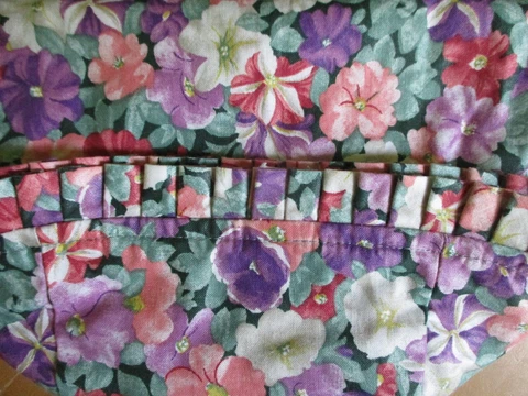 Longaberger BREAD Basket Liner - May Series PETUNIA Cover