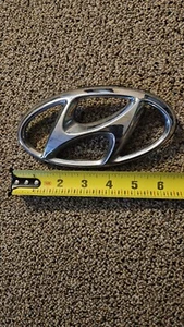 Hyundai 6" Emblem Logo Badge    - Picture 1 of 2