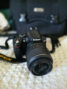 Pre-owned Nikon D3000 Camera - Picture 1 of 18