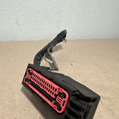 2003-2006 MERCEDES BENZ E320 E350 E500 ABS BRAKE PUMP ANTI LOCK Plug Connector - Image 1 of 4