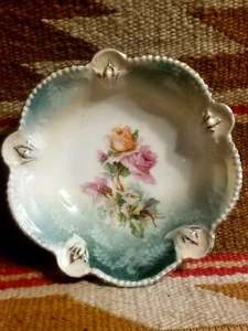 DELECATE FANCY RS PRUSSIA SMALL BOWL DISH w ROSES & DAISYs SCALLOPED BEADED EDGE - Picture 1 of 7