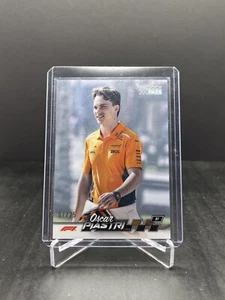 2024 Paddock Pass Fórmula 1 F1 Oscar Piastri Cromo Blanco Perla 25/07 #8 - Imagen 1 de 2
