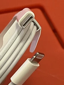 Apple 1m (3ft) Lightning to USB-C Charging Cable Cord - Genuine OEM - Photo 1 sur 4