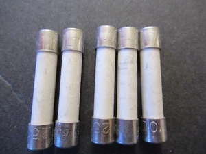 Five Buss  ABC15 ABC 15 15A  BUSSMANN White Ceramic FUSES 250v  NEW - Picture 1 of 8