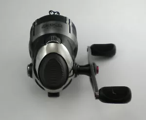 Zebco 2141514 ZB30A Bullet Carrete Spincast De 10 lb Con Rodillo De Bolas - Imagen 1 de 9