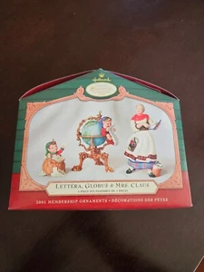 2001 Hallmark Mrs. Claus Lettera Globus Club Ornament 3-teiliges Set NEU Weihnachten - Bild 1 von 2