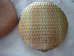 Vintage Evans 1945 Slimline Tri Colour Basketweave Metal Powder/Mirror Flapjack - Picture 1 of 12
