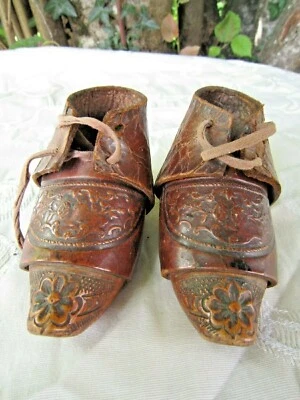  Ancien sabot d'enfant Breton Art populaire  - Photo 1/4