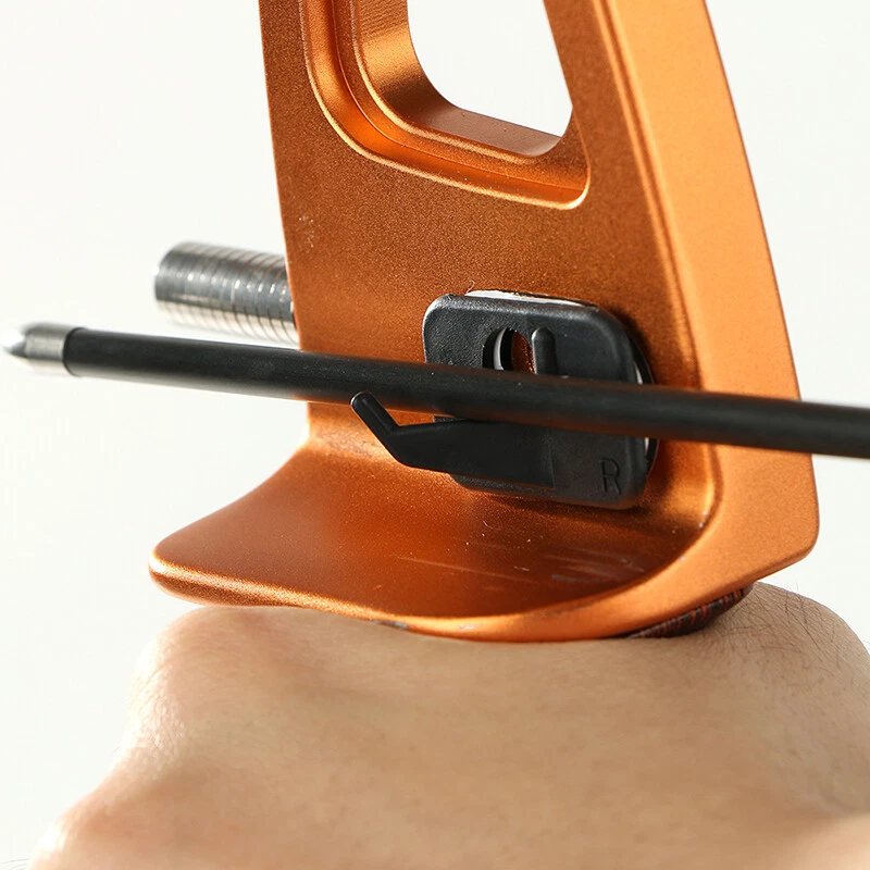 RH/LH 10PCS Plastic Archery Arrow Rest Stick On for Takedown Recurve Bow Target - Image 1 of 4